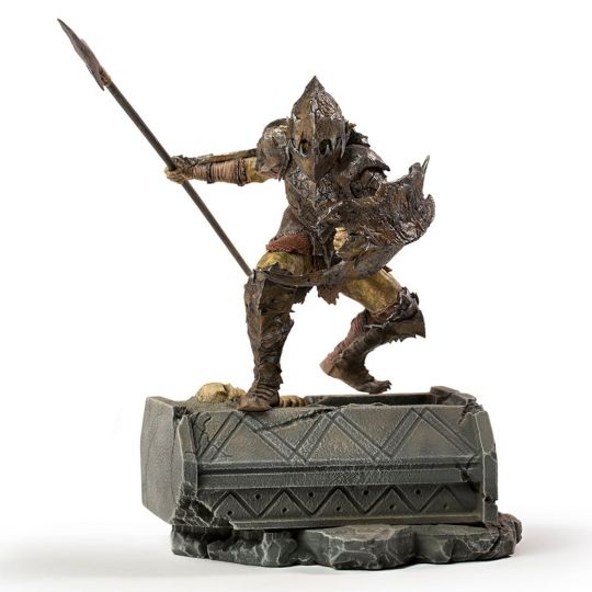 The Lord of the Rings - Armored Orc Statue Art Scale 1/10